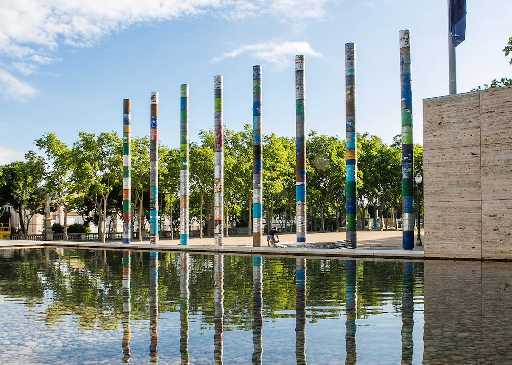 conmemorative columns barcelona pavilion - Aluminio Hierro Valles