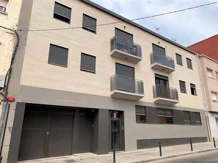 aluminio y hierro en obra nueva