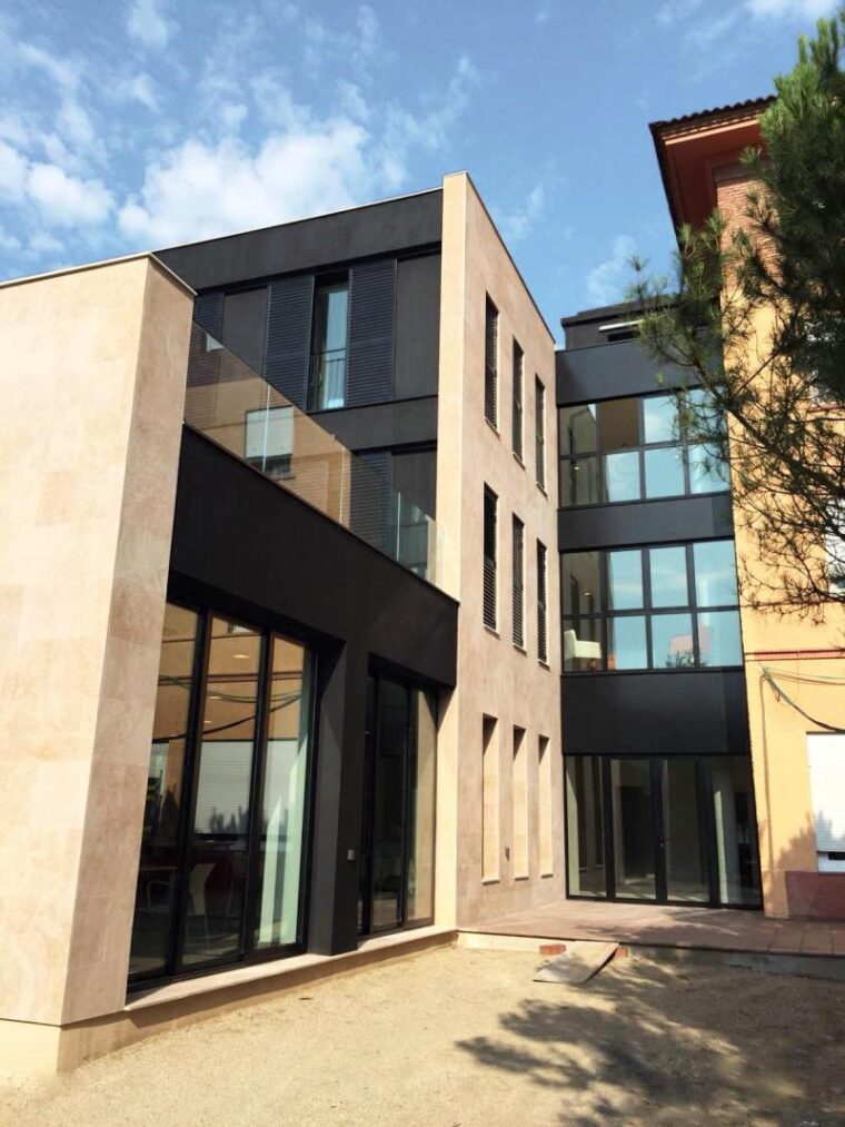 tona - Aluminio Hierro Valles